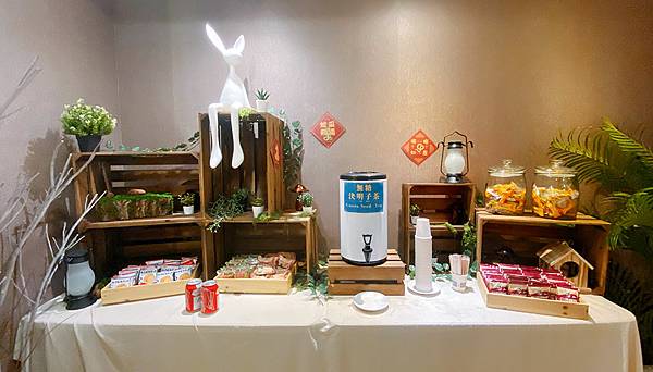 花蓮住宿推薦-路境行旅花蓮文化館-東大門夜市旁住宿-魔幻森林、永無島、登入月球的奇幻空間-花蓮非常推薦的文青商旅，小鹿文娛集團-11.jpg