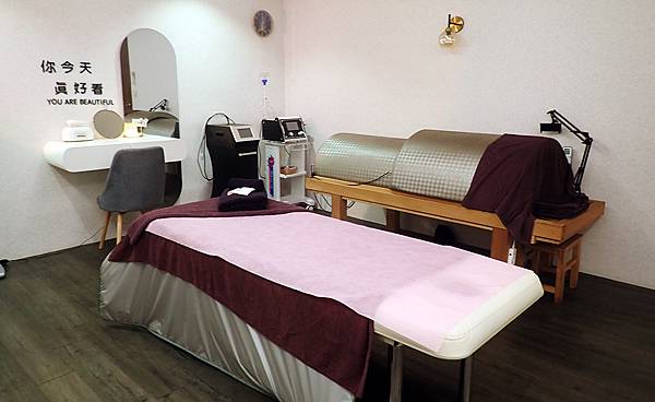 新莊按摩SPA推薦【媄麗有約】精油按摩+岩盤浴,五行精油、爆脂代謝課程│新莊SPA按摩館、推薦按摩師-06.jpg
