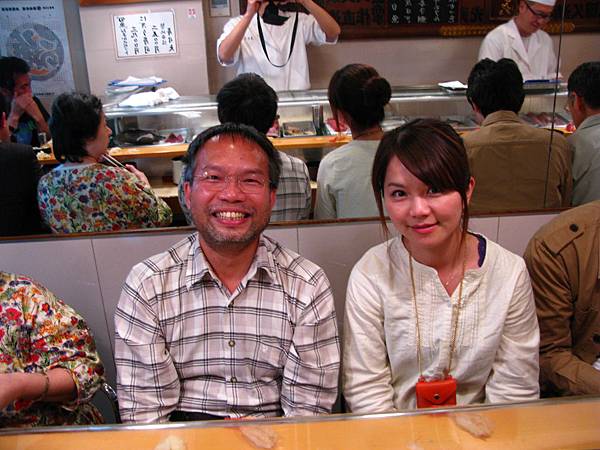 Tsukiji-Sushi10.JPG