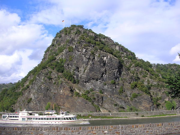 蘿蕾萊巨岩 蘿蕾萊巨岩