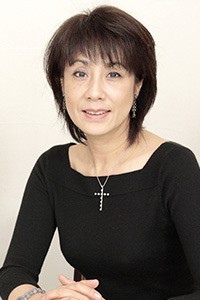 小池真理子