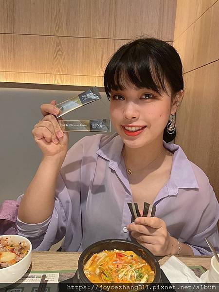 女人知己試用大隊,口碑行銷,部落客行銷,Evolsense璦研司  喚原輕飲Back to 17 Youth drink,Evolsense璦研司 喚原輕飲,添加非洲芒果籽（輕盈）,綠咖啡豆+柑橘瓜拿納（燃燒）,仙人掌萃取（分解）,金針菇萃取（淨空）,白腎豆（攔截）,吃貨速攻配方,便利,順暢,快速,多國官方認證及獎項，專利製成好安心,直接撕開食用或加入100ml冷水沖泡飲用