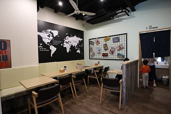 Who%5Cs Tea 鬍子茶-D.JPG