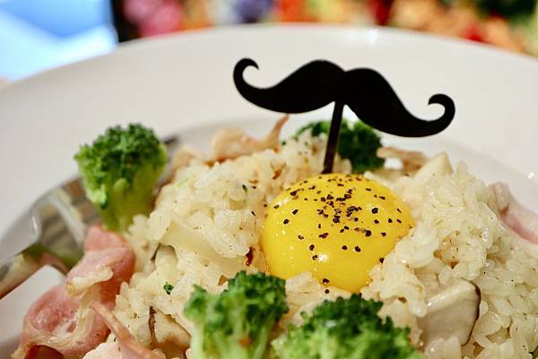 Who%5Cs Tea 鬍子茶-O.JPG Who%5Cs Tea 鬍子茶-O.JPG