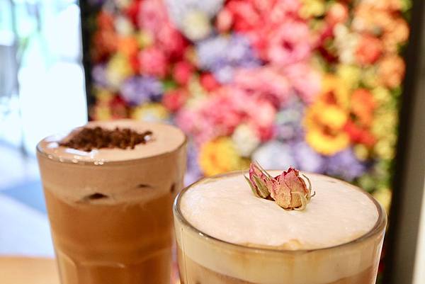 Who%5Cs Tea 鬍子茶-K.JPG