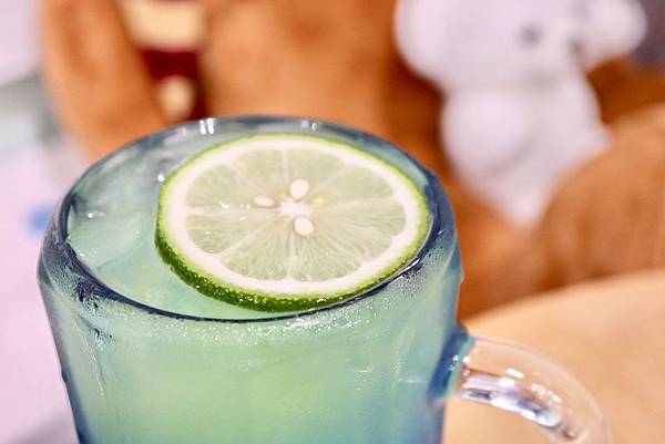 Who%5Cs Tea 鬍子茶-Y.JPG Who%5Cs Tea 鬍子茶-Y.JPG