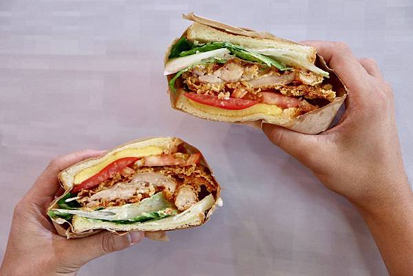 鯊魚咬土司 鯊魚咬土司