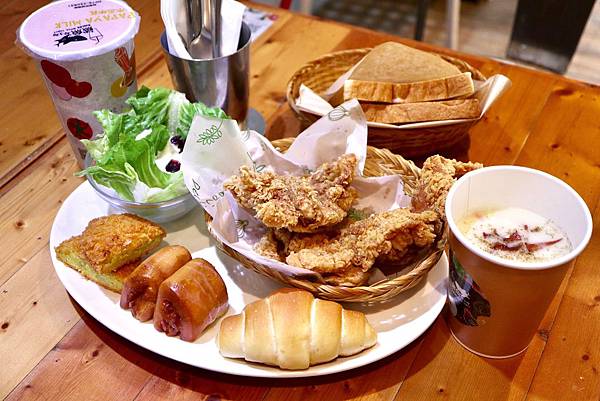 鯊魚咬土司 鯊魚咬土司