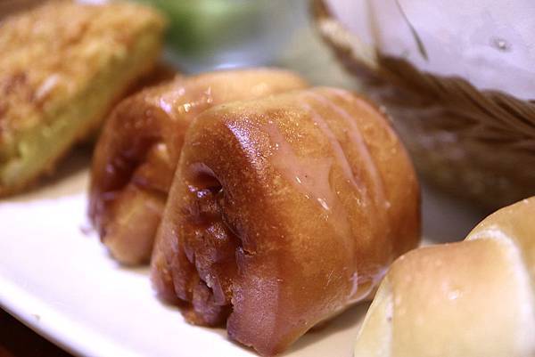 鯊魚咬土司 鯊魚咬土司