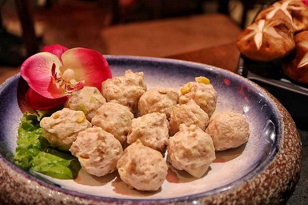 蔡記隆府龍頭寺老灶火鍋