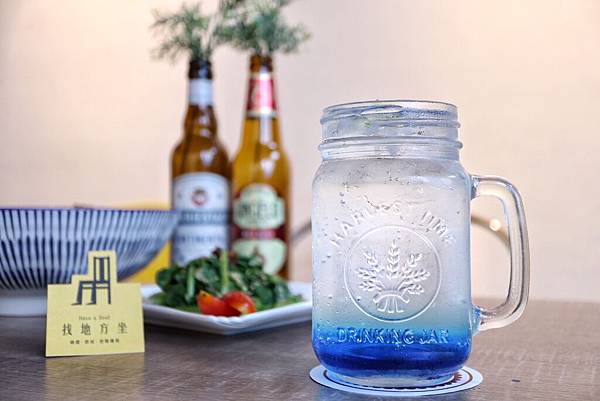 找地方坐 Have a Seat-1.JPG