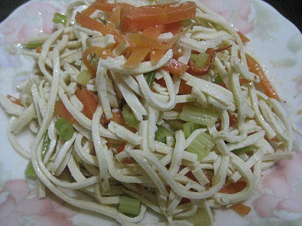涼拌豆干絲 近照 涼拌豆干絲 近照