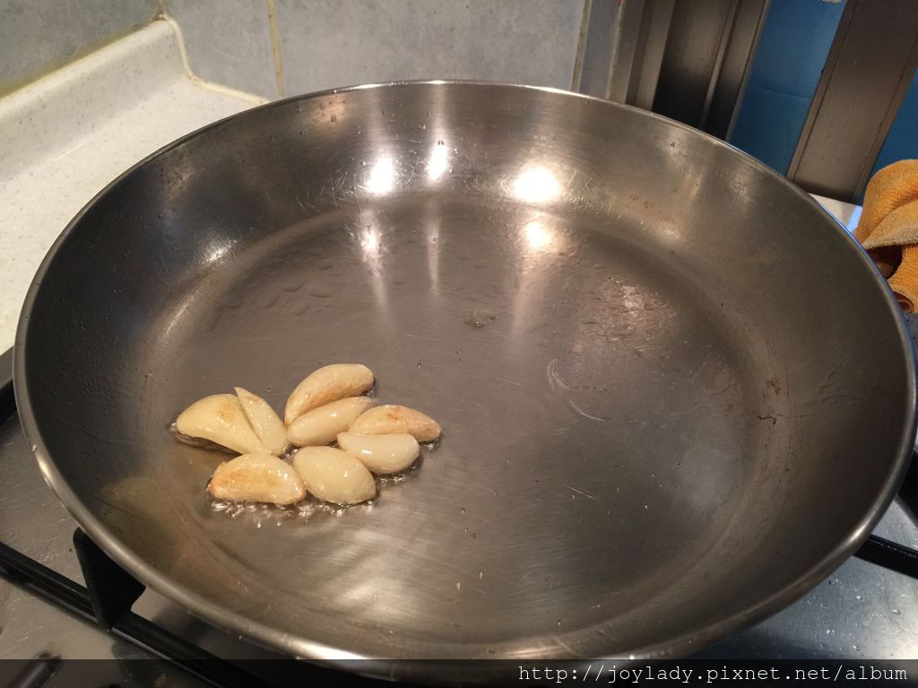 下班後的簡單料理 雞肉料理篇 蒜香紅燒雞翅 喬伊蕾蒂joylady 幸福會所 痞客邦