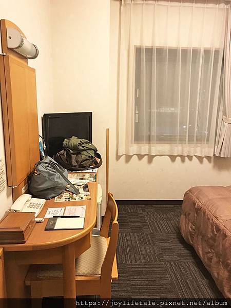 山形露櫻酒店 房間_山形站前路線酒店_Hotel Route Inn Yamagata Ekimae_有電視梳妝鏡桌椅 山形露櫻酒店 房間_山形站前路線酒店_Hotel Route Inn Yamagata Ekimae_有電視梳妝鏡桌椅