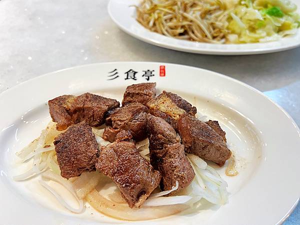 新竹竹東這家『彡食亭-二重埔店』百元鐵板燒居然有白飯、高湯、