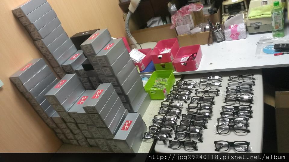 雷朋眼鏡 3月到貨 雷朋眼鏡 3月到貨