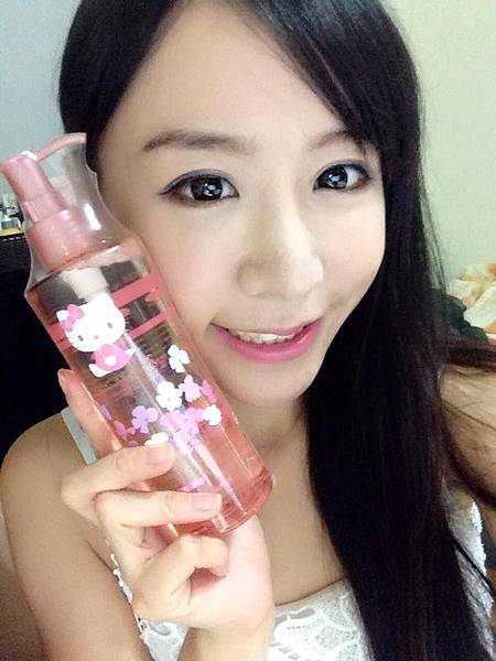 【卸妝水推薦】唐子涵分享 【卸妝水推薦】唐子涵分享