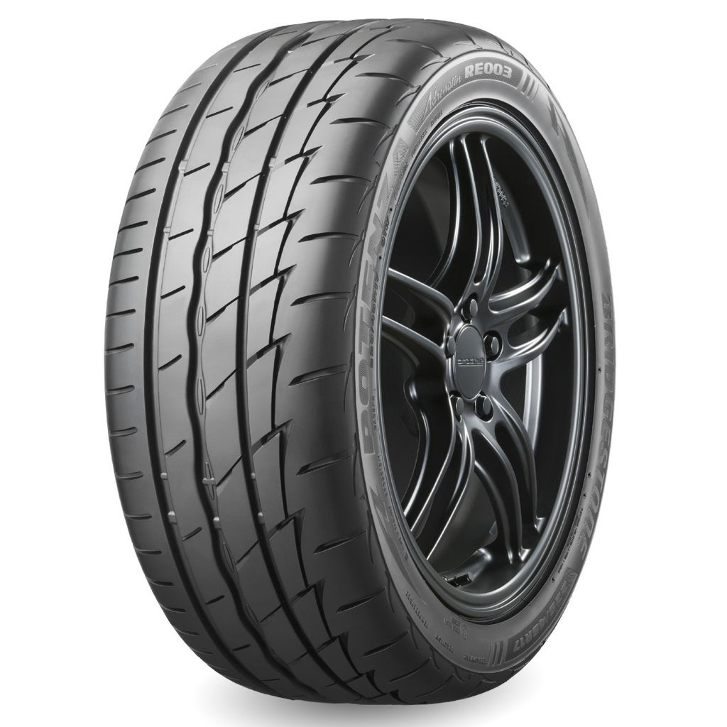 BRIDGESTONE POTENZA  S001 極致駕馭 POTENZA S001完全繼承了  POTENZA RE050高性能的基因  而被全世界發現，  因此，Ferrari、Porsche、Aston Martin、  Benz、BMW和Audi等高性能轎車，  已將其作為標準配備，  並更將進化成為頂級的運動性能輪胎。