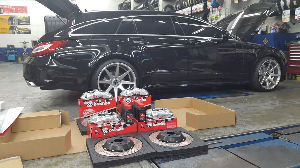 BENZ賓士CLS Shooting Brake 400升級brembo煞車制動系統