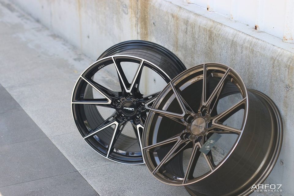 ARF07 18x8.5J 新色入庫  高光澤古銅/鋼琴黑髮絲 