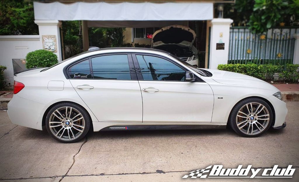 BMW 328i Buddy Club Sport Spec 避震器