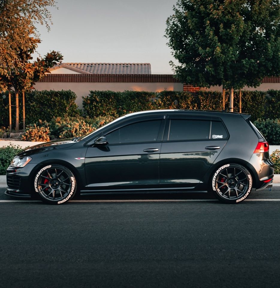 GTI on Konig Ampliform 18x8.5J et 43鋁圈.jpg