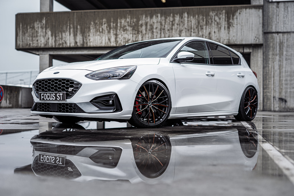 福特Ford Focus ST mk4 19吋旋壓鍛造鋁圈.jpg