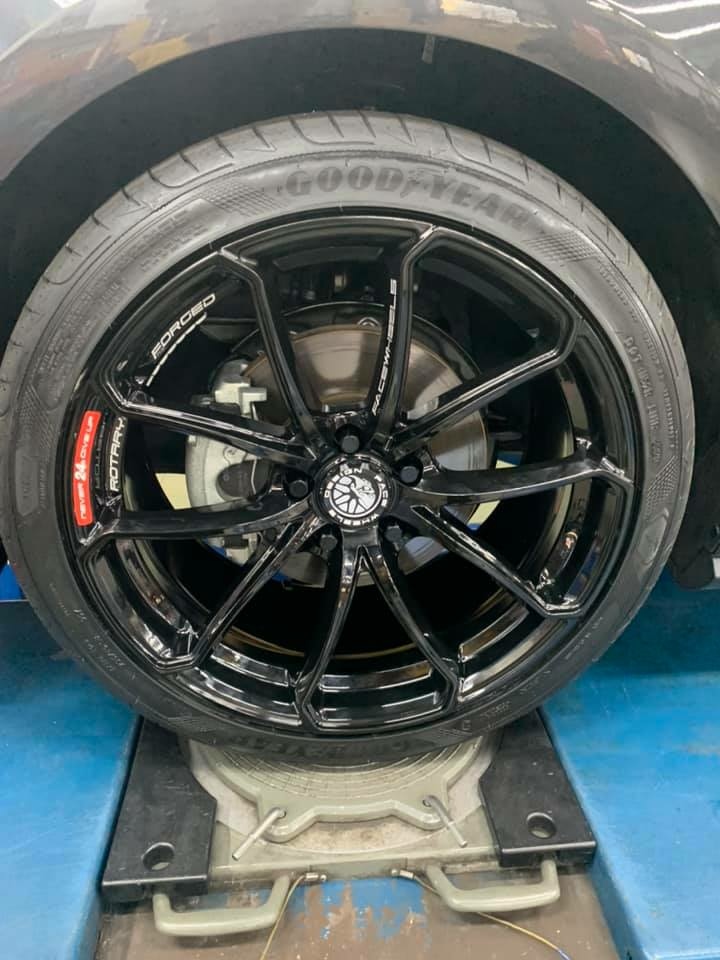 FORD福特FOCUS MK4 5門  升級旋壓臉圈FACEWHEEL  搭固特異輪胎F1A5