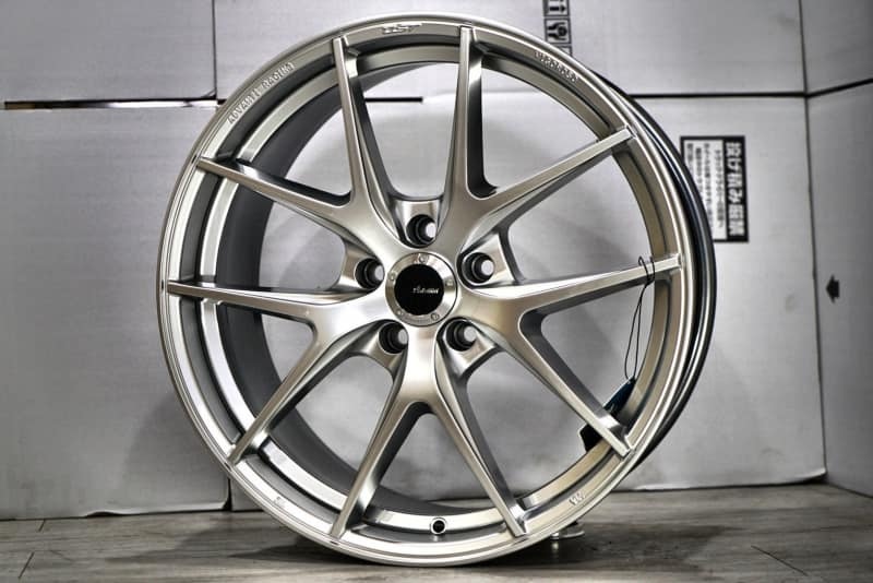 Advanti DST雅泛迪輪圈  Model：N628  「Dynamic Spinning Tech (DST)」  Size：19X8.5 , 5X114.3 , ET35