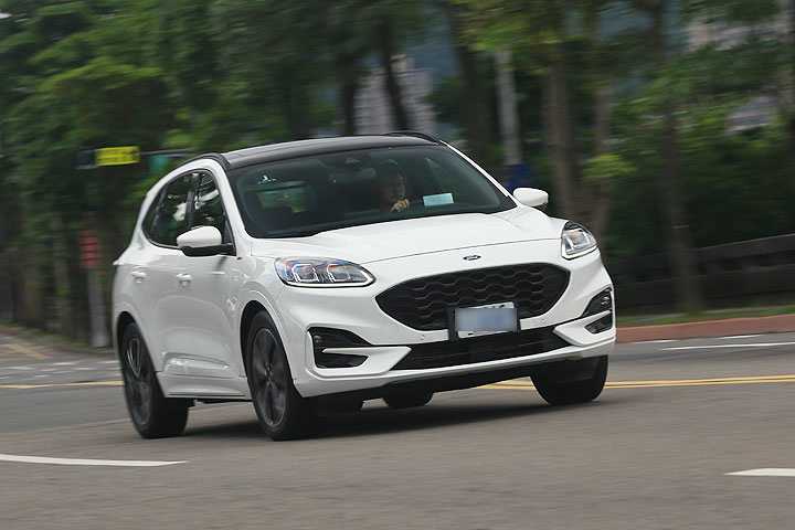 (1130312資料更新)FORD KUGA 13-23+ 