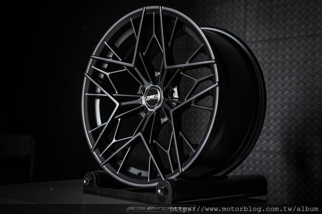 1120830 305FORGED By USA FT120 鋁圈 013.jpg