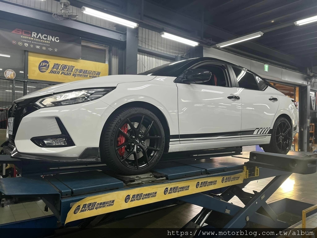 日產 SENTRA B18升級VS_FORGED大六鍛造活塞卡鉗組 VS_FORGED 355mm畫線浮動碟盤組 ZP09 18吋平光黑 日產 SENTRA B18升級VS_FORGED大六鍛造活塞卡鉗組 VS_FORGED 355mm畫線浮動碟盤組 ZP09 18吋平光黑
