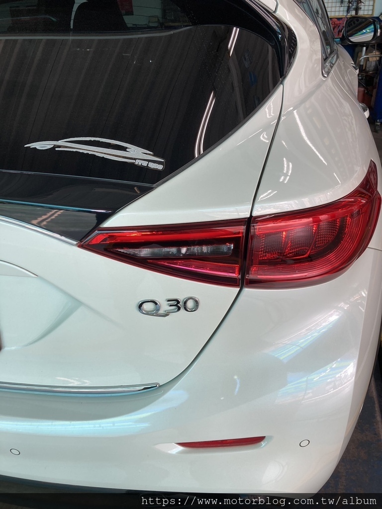 Infiniti Q30裝馬牌CCK磨耗1萬多公里輪胎狀況|真便宜汽車精品百貨