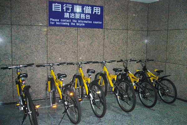 航空站自行車