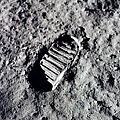 first_step_one_the_moon