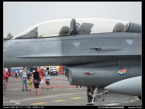 20111015岡山空軍基地-F16與幻象2000V07.JPG