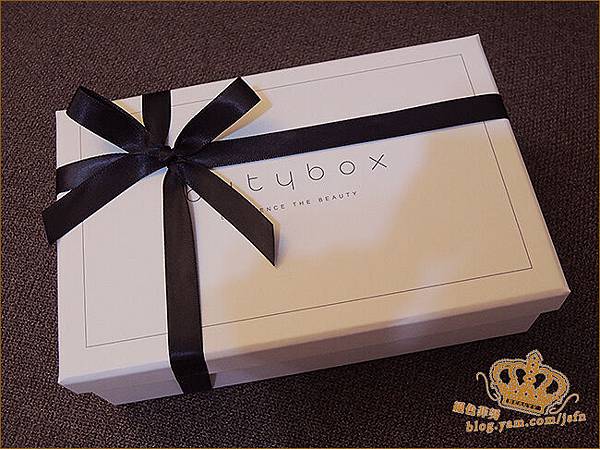 BUTYBOX-2.jpg BUTYBOX-2.jpg