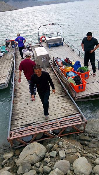 DSC_0037.JPG DSC_0037.JPG