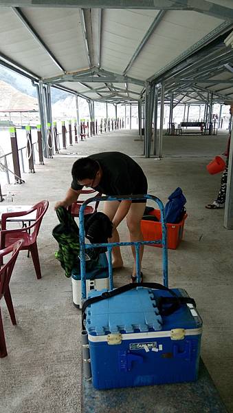 DSC_0043.JPG DSC_0043.JPG