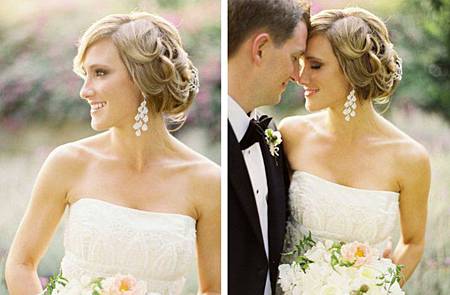 the-wedding-report-stylish-wedding-ideas-statement-chandelier-earrings-3__full-carousel