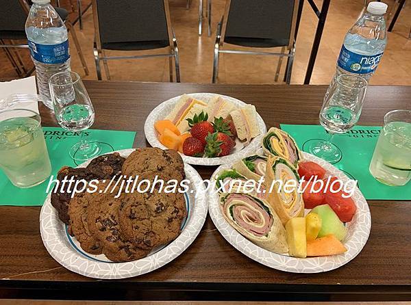 Happy Hour for Two-136.JPG Happy Hour for Two-136.JPG