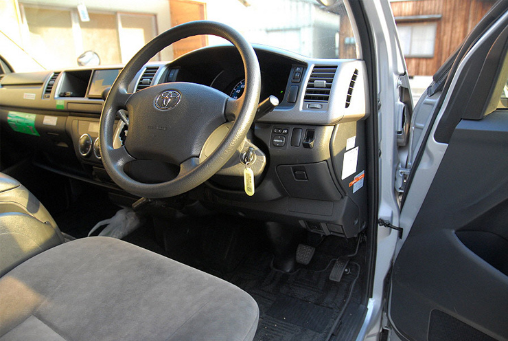 HIACE_04.jpg HIACE_04.jpg