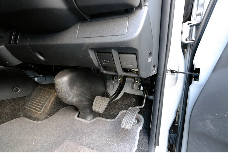 HIACE_11.jpg HIACE_11.jpg