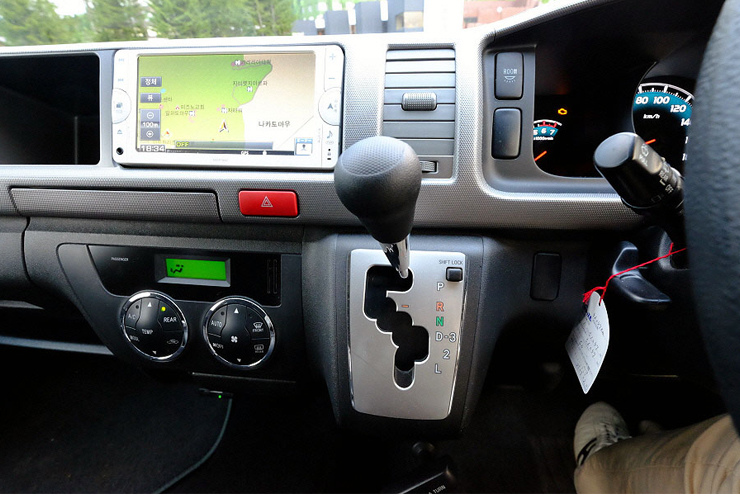 HIACE_20.jpg HIACE_20.jpg