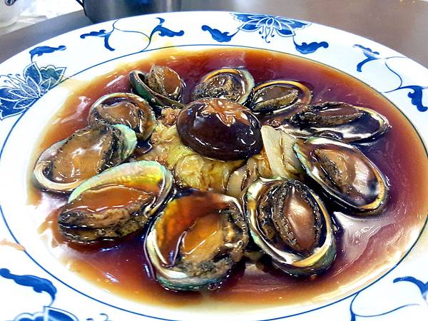 小鮑魚白菜煮 (2).jpg