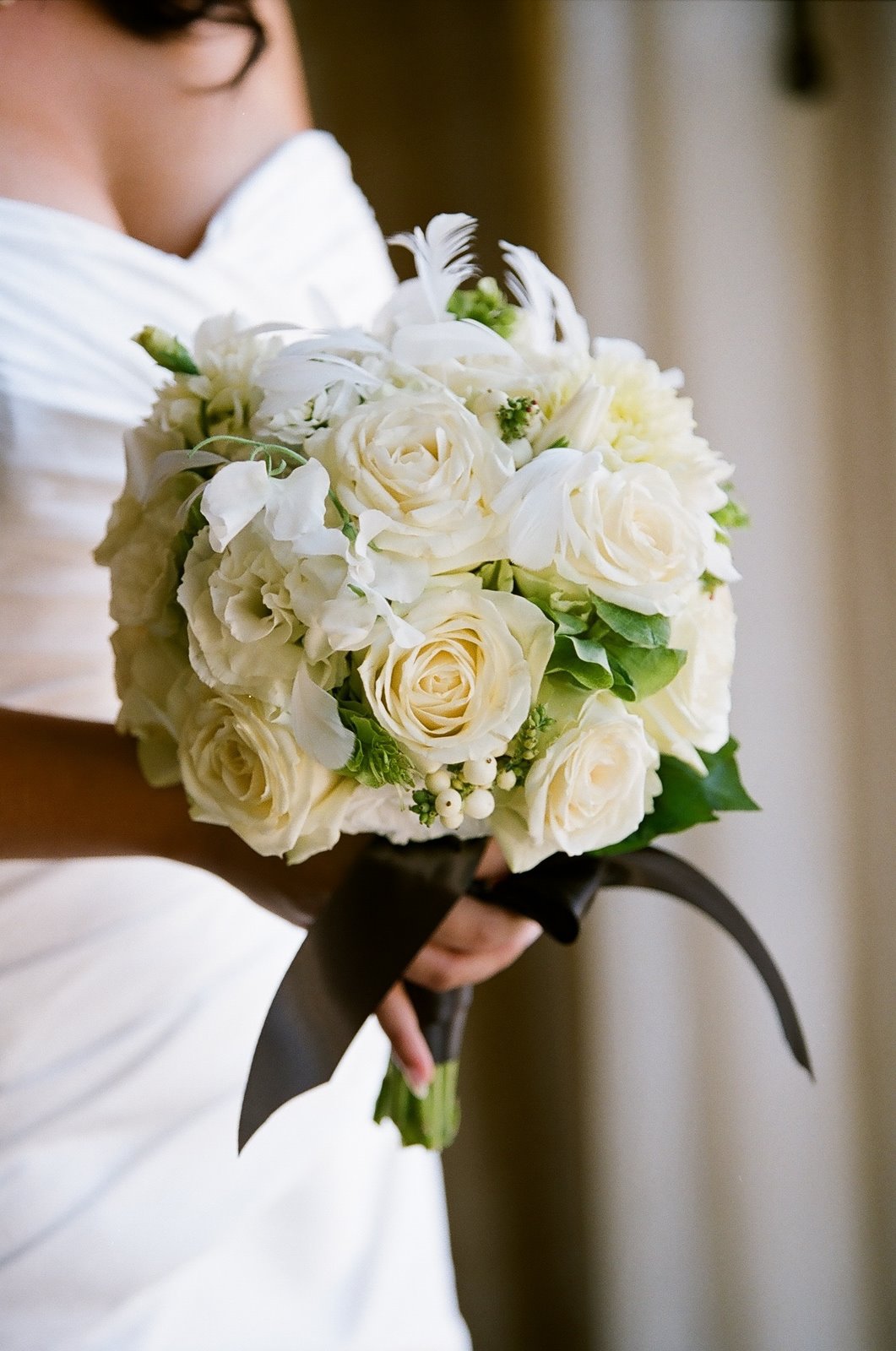 white-wedding-flowers-in-january-115.jpg