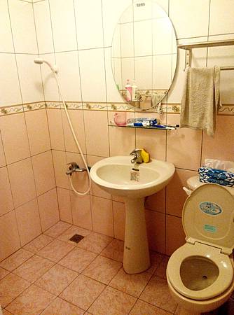 客房廁所.jpg 客房廁所.jpg