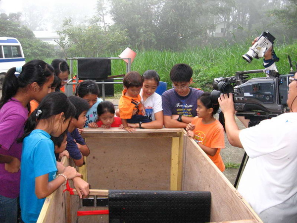 錫安山20081016-東森電視記者上錫安山採訪-09.JPG