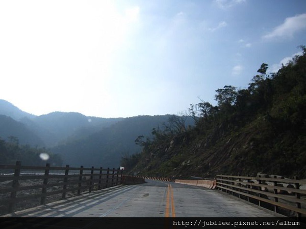 2011.02.07舊台21線錫安山段便道路況照片-4.jpg