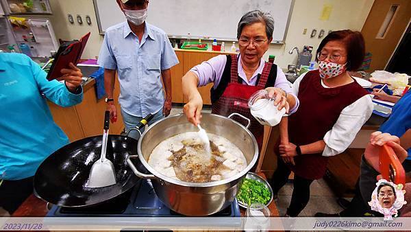 【泰山夜烹】芋頭米粉湯/韓式泡菜佐煎肉 (112年秋季班-中